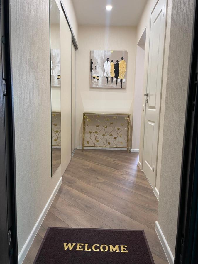 Stradinya Apartment Ventspils Bagian luar foto