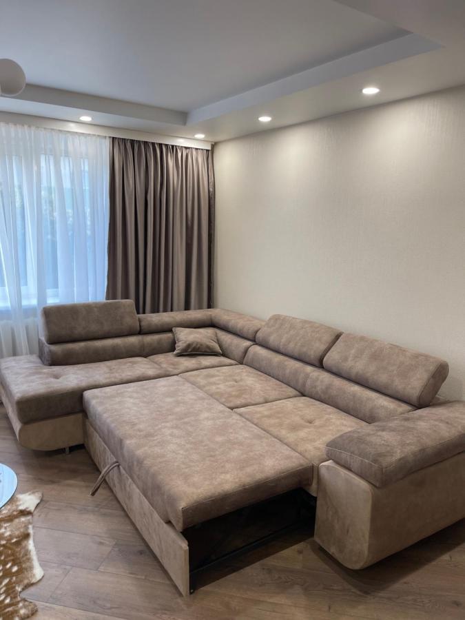 Stradinya Apartment Ventspils Bagian luar foto