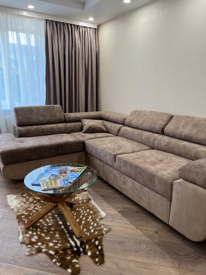 Stradinya Apartment Ventspils Bagian luar foto